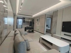 深圳罗湖翠竹9月22空出 可提前预定 两房两厅 朝南向 看房提前预约出租房源真实图片