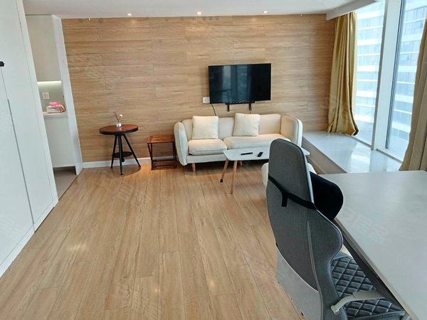 南通崇川中央商务区中南世纪城(商住楼)中南世纪城 彩虹漾旁 圆弧两室精装 家具家电齐全 随时看房出租房源真实图片