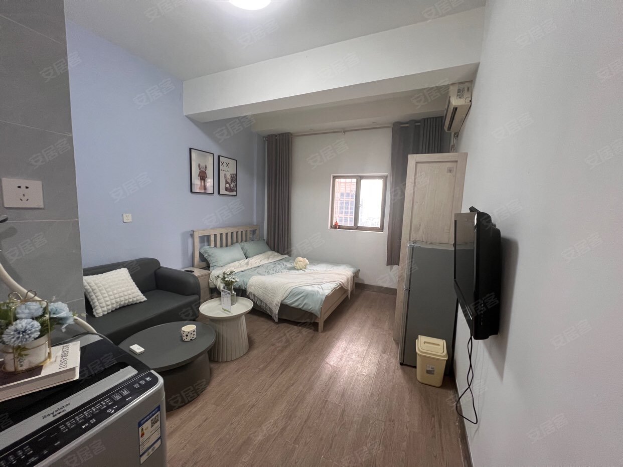 整租｜家具齐全 押一付一 可短租 无中介 火车站 把菠萝广场