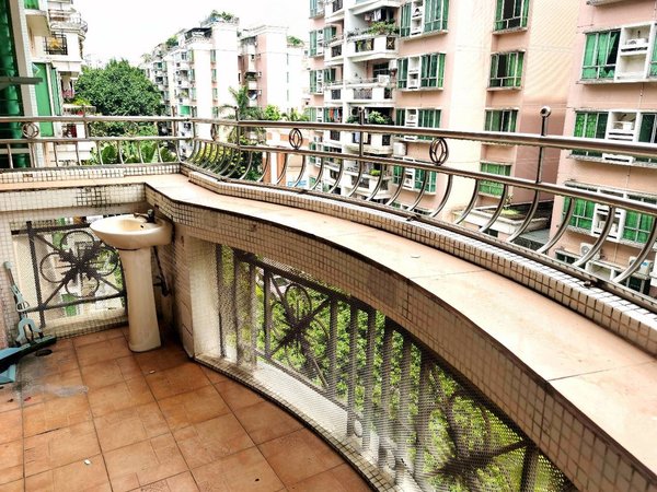 【多图】华景新城(番禺),桥南租房,桥南华景新城电梯3房,小区中间位置