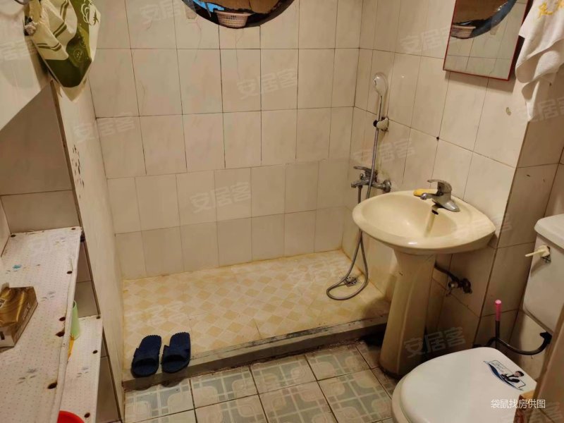 富都花苑南村东区(17幢) 商业配套成熟 南向采光好