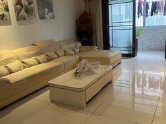 扬中扬中市区市中心金源大酒店旁2楼3室2厅2卫精装修年租16800元出租房源真实图片