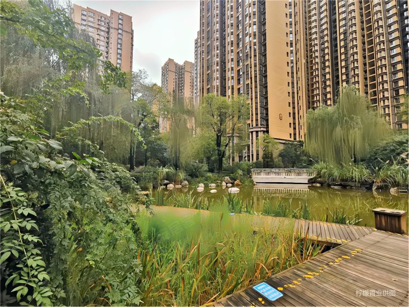 西安房产网>西安二手房>经开区二手房>行政中心二手房>国金华府>800