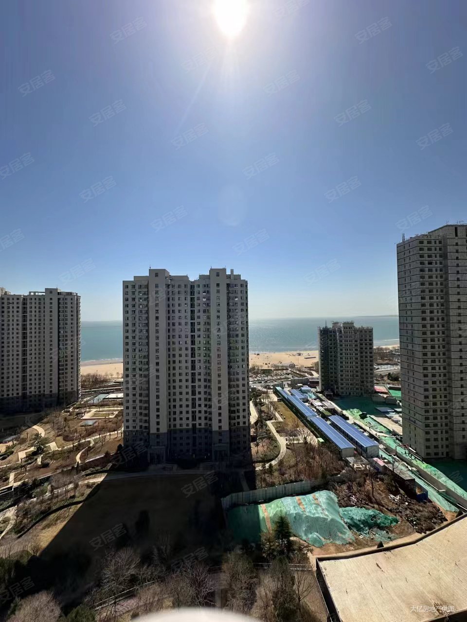 金梦海湾一号海景房21楼117平通透两居精装老本仅售188万