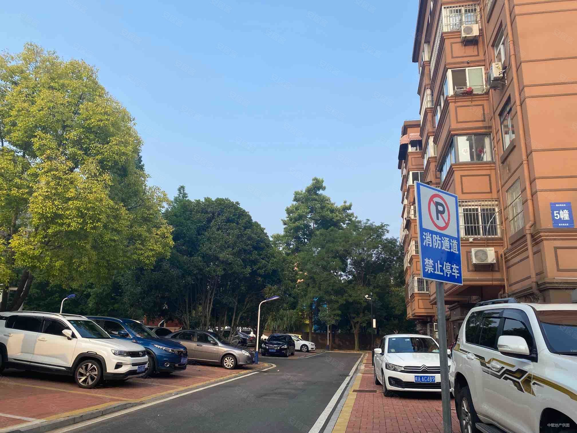 罍街旁菱水苑环境好停车位充足物业好