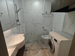 深圳南山科技园润府三期精装大单间商圈环绕 高楼层采光佳 白领优选出租房源真实图片