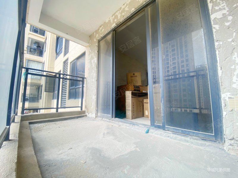 金盛丽景四房两厅两卫看房方便实用率