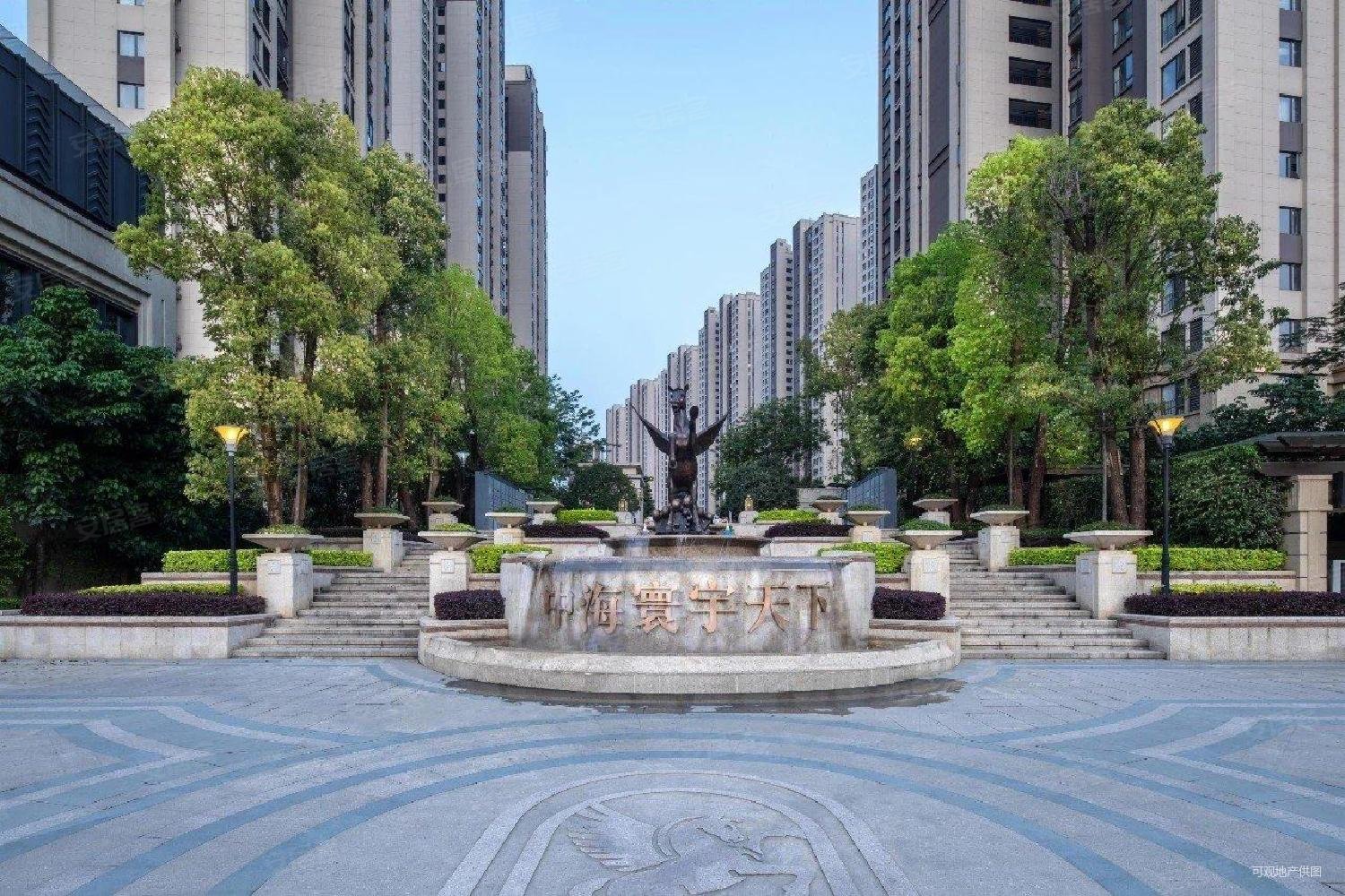 新出中海寰宇天下中高层性价比高111平238万随时看房