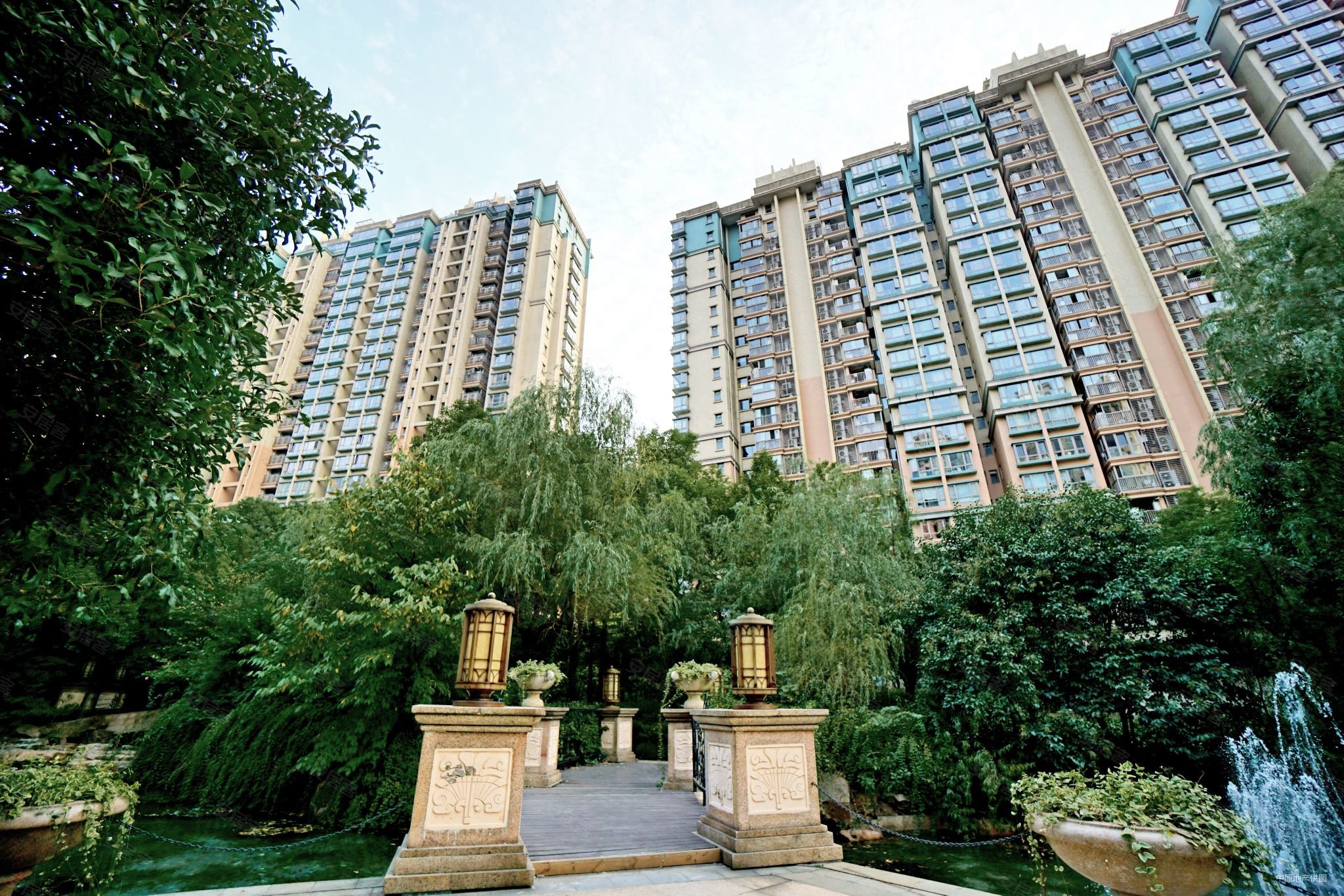 御翠豪庭小区绿化高次新小区南北通透双轨交地铁电梯房