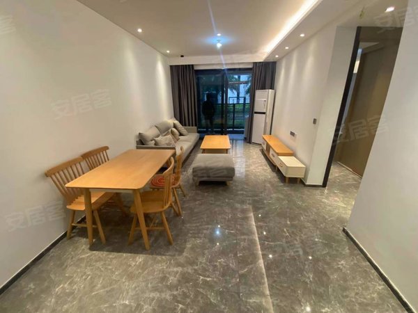 广州荔湾芳村保利花海湾芳村保利花海湾 小区精装3房配套齐全,拎包