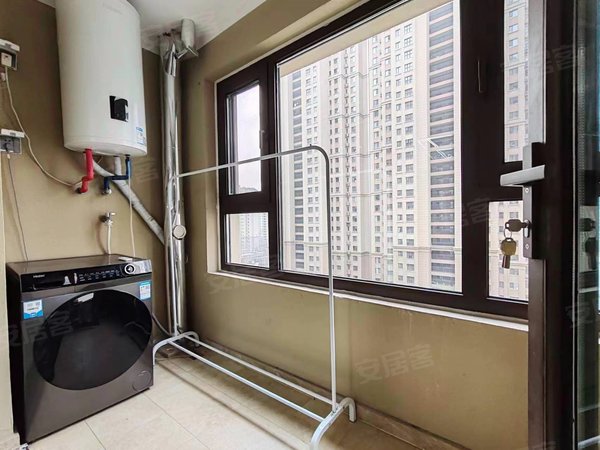 新出中海珑湾 3室2厅1卫 南北通透 交通便利,历城租房-济南58安居客