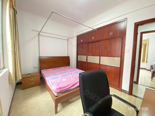 银丰花园3室2厅1卫107.83㎡南309万