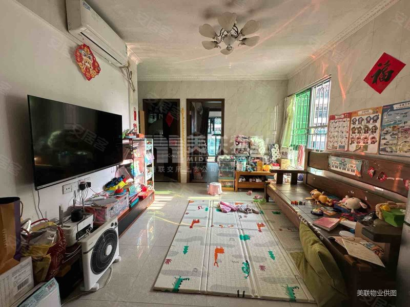 笋盘 急售 皇御苑二期61平两房 高层 满五      方便