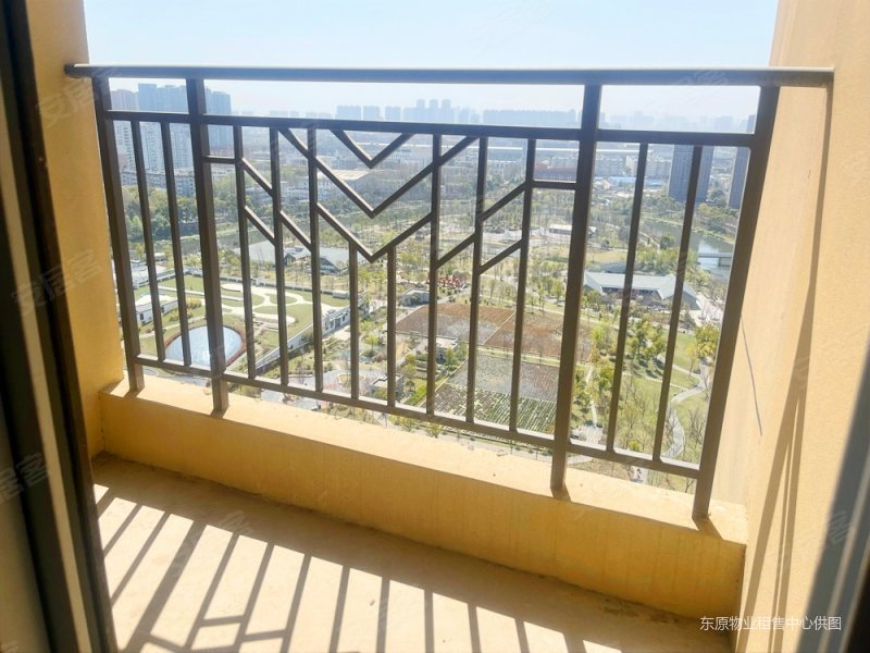 东原晴天见 购物方便 正规商品房 南北通透 刚需小三居