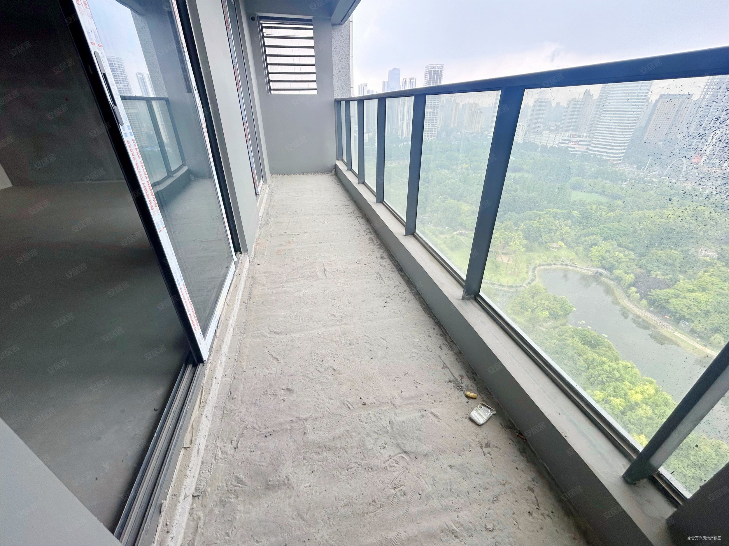 武汉房产网>武汉二手房>青山二手房>建设二路二手房>融创临江府>