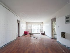 厦门湖里湖边水库片区南北向 3室2厅 简单装修 预约看房出租房源真实图片