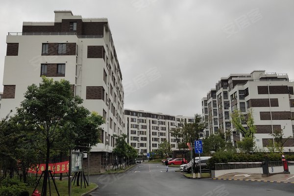 佘北家园茸达苑