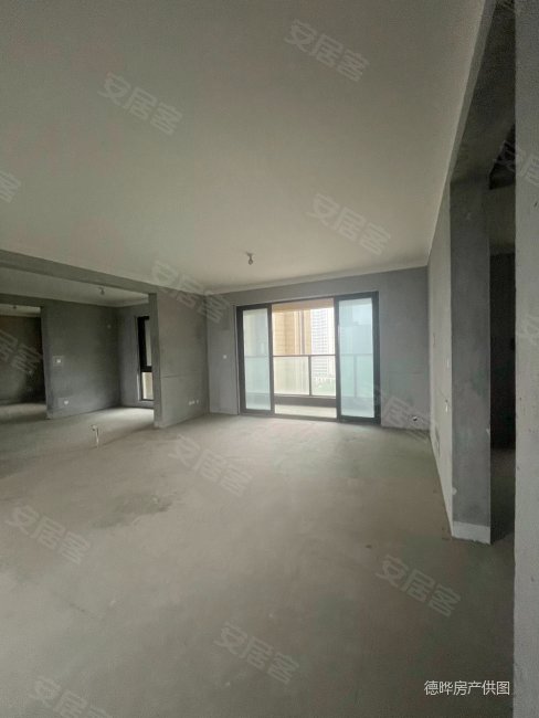 溧阳高档小区天隽半岛11楼,163,湖景房,278万