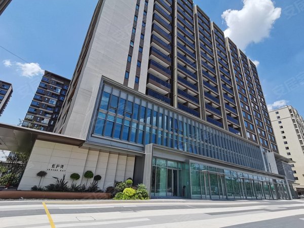 上海闵行诸翟香港置地虹庐湾泊寓虹庐湾店 民用水电,可押一付一,接受