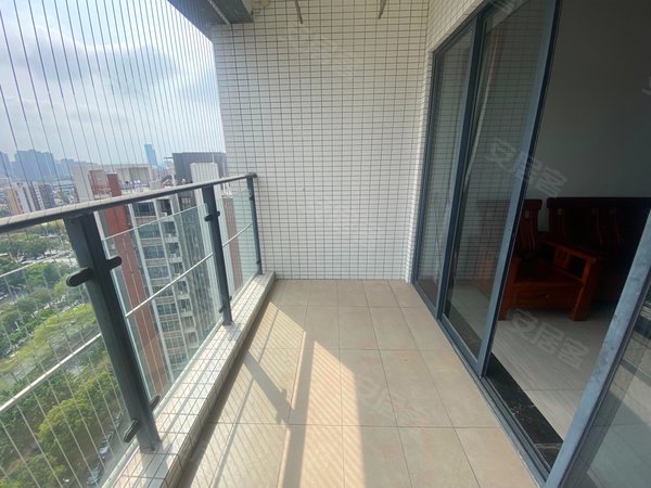 【多图】越秀滨海隽城,金洲租房,(越秀滨海隽城)两房出租,稀有户型