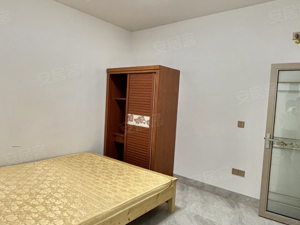 泉州安溪安溪宝龙广场尚学领地(3-6期)尚学领地 三房两厅两卫 精装修