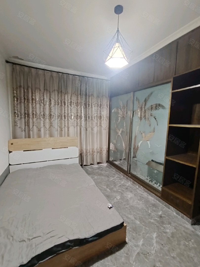 万豪花园 8室2厅3卫