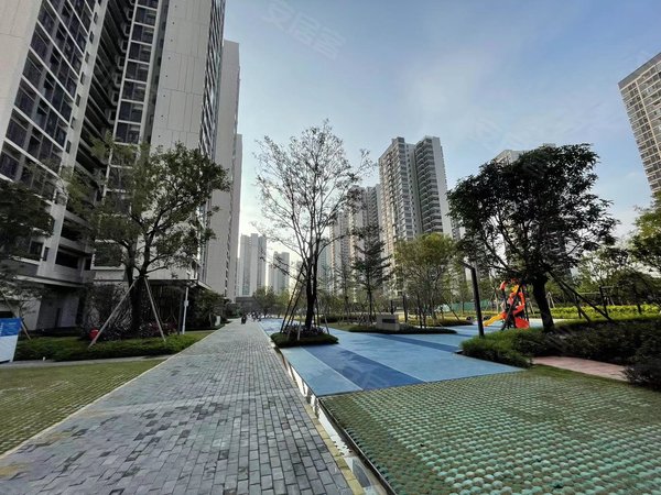 广州番禺石楼智联汽车小镇智睿花园 3室2厅 手次放租 实地拍摄 风景好