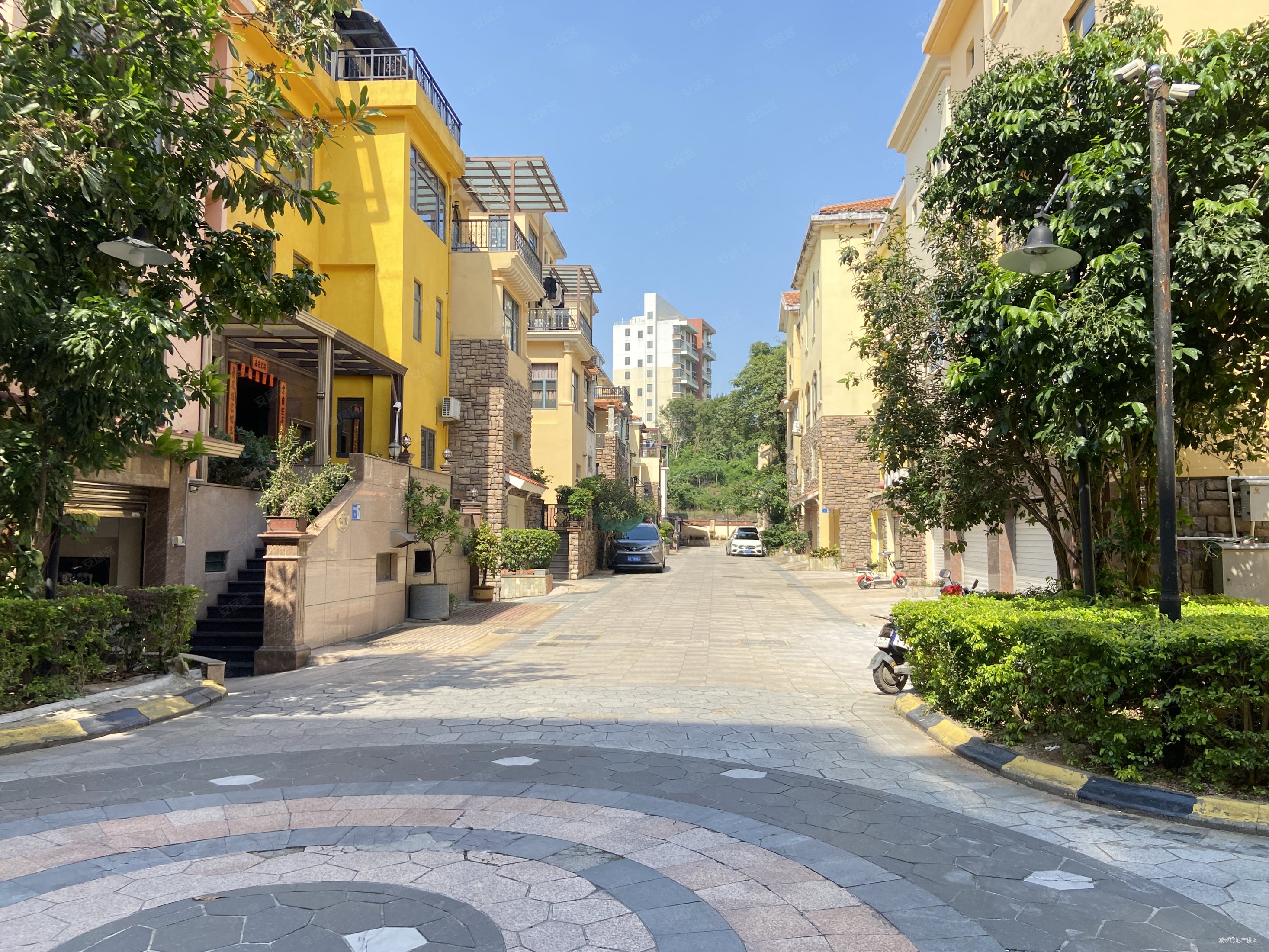 长安中心区别墅御墅莲峰自住房出售,富盈御墅莲峰(别墅)二手房,850万