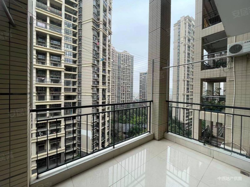 中海西岸华府北区