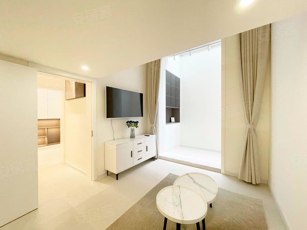 上海长宁动物园温莎公寓精装全配四房,室内泳池健身会所,近包玉刚学校