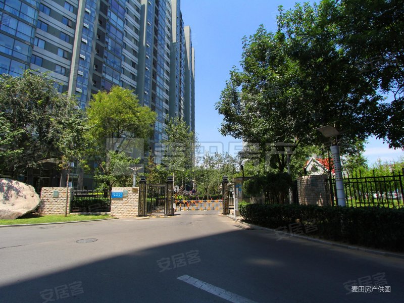 北京房产网>北京二手房>海淀二手房>紫竹桥二手房>紫云轩10号名邸>800