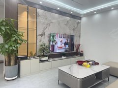 喀什喀什市喀什城区北湖附近独栋别墅,四室三厅三卫,精装修家具家电齐全出租房源真实图片