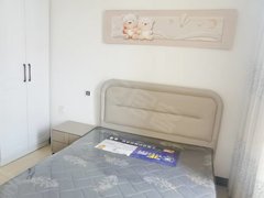 宿迁泗洪县青阳街道金域蓝湾多层5楼2室2厅1卫,年租12500包物业。出租房源真实图片