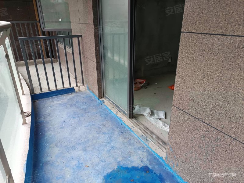 东部办公区地铁口祥浦苑120平端头低总价大三房