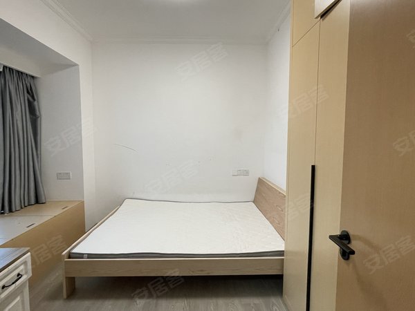 福州马尾江滨东大道滨江one57滨江one57 3室2厅2卫  电梯房 精装修113