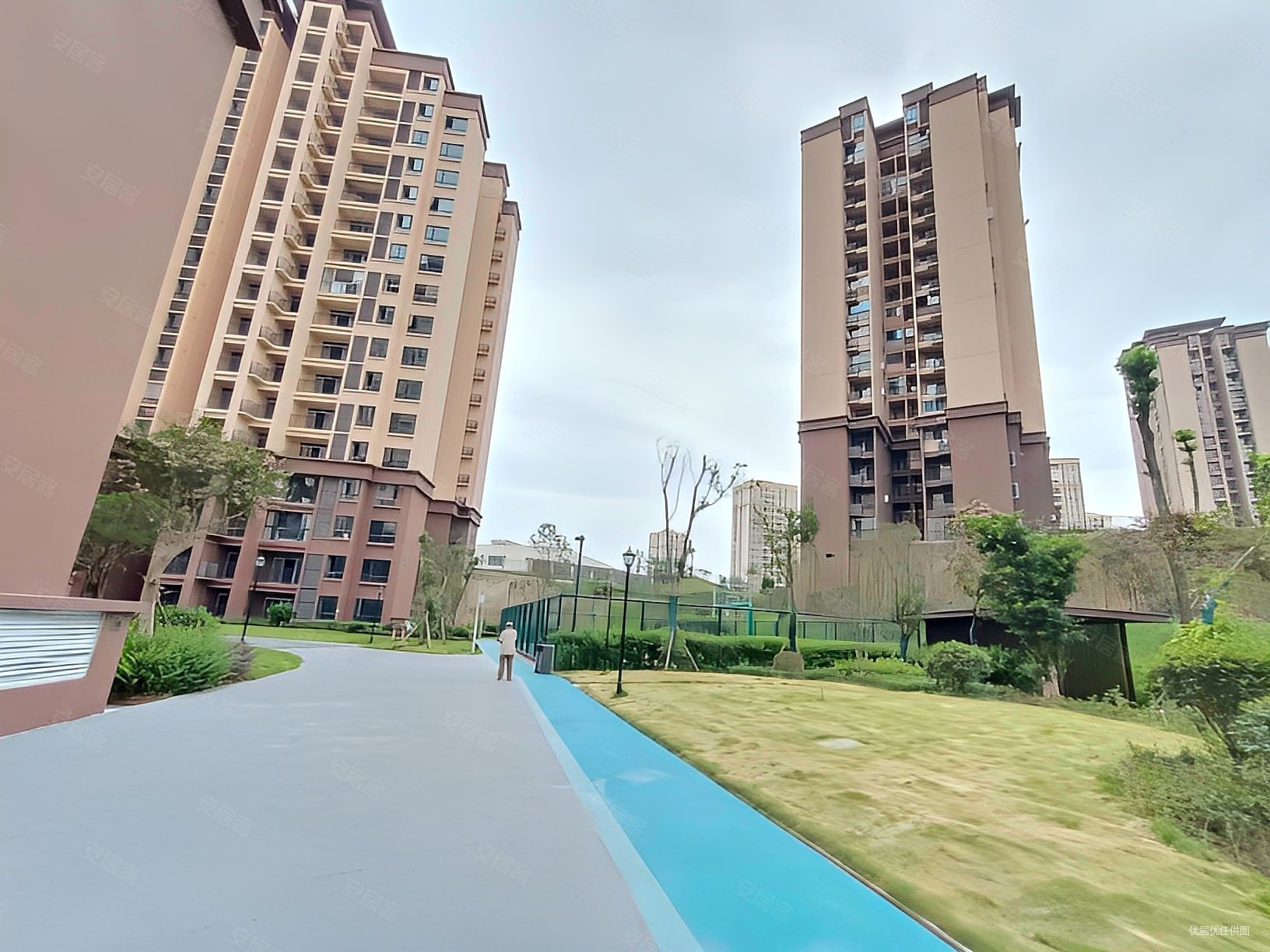 银翔城盛世豪庭大三房出售,好楼层,电梯房新小区,盛世豪庭(合川)二手