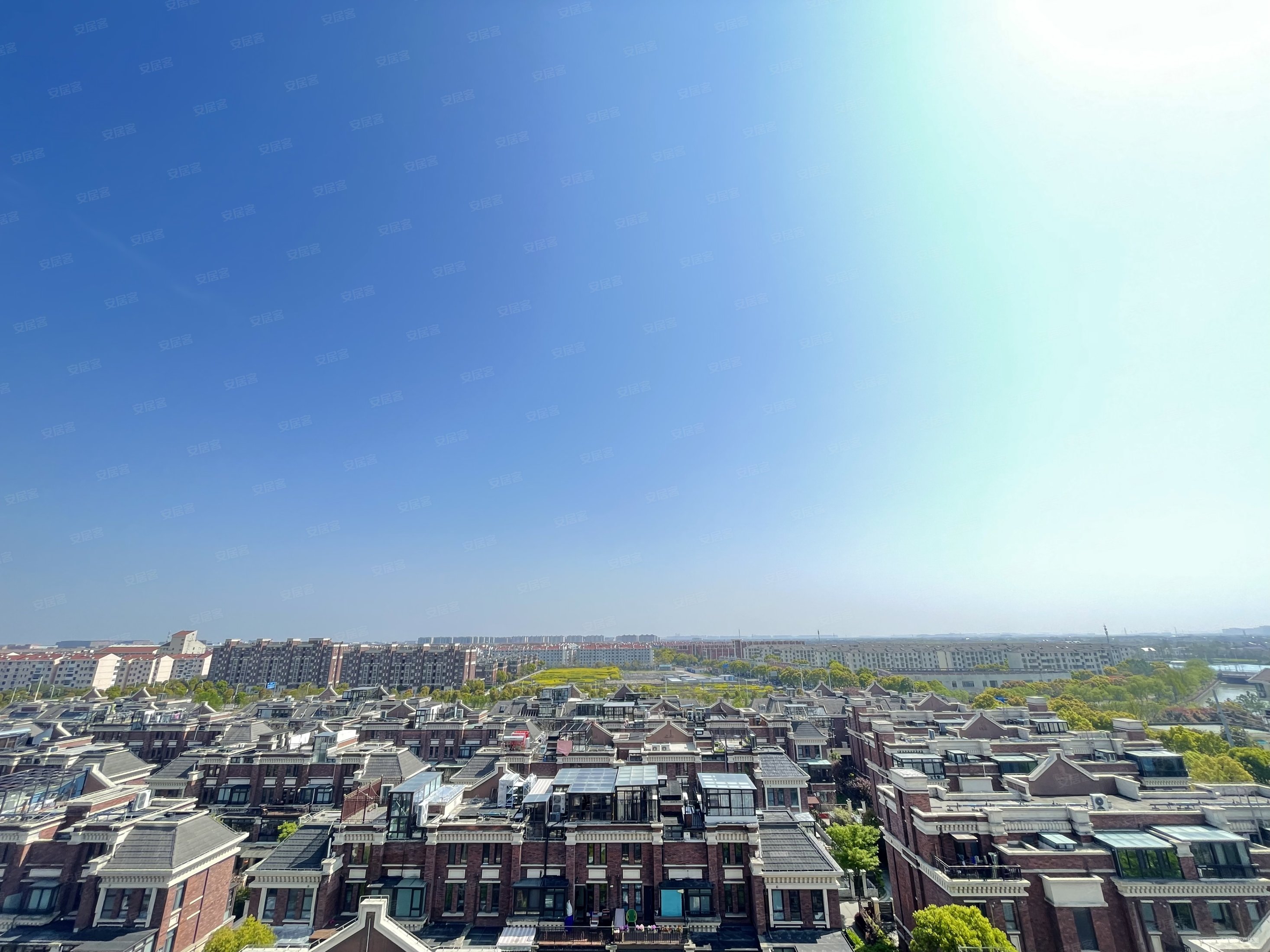 同悦湾华庭(北区公寓住宅)4室2厅2卫171.32㎡南720万
