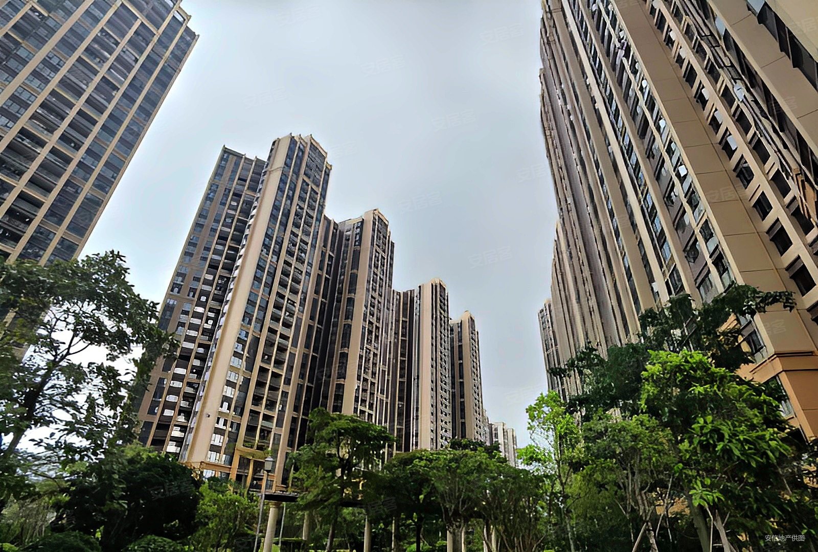 东莞房产网>东莞二手房>石碣二手房>石碣城区二手房>玖颂江湾(商住楼)