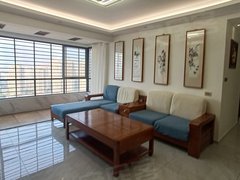 桂林临桂世纪大道山水凤凰城 三房两卫3台空调 家电齐全精装修 拎包入住！出租房源真实图片