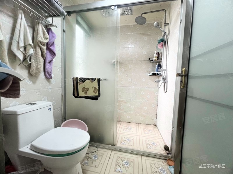 1号线龙眠大道县中旁近江宁医院金九汇对面泥塘新苑电梯房