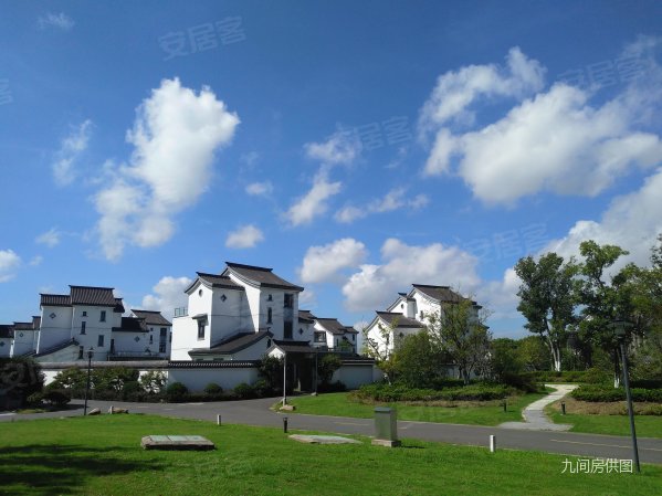 翰林苑(别墅)3室2厅2卫130㎡南北180万