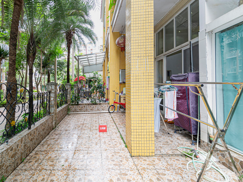 中海怡美山庄4室2厅2卫88.34㎡南北0万