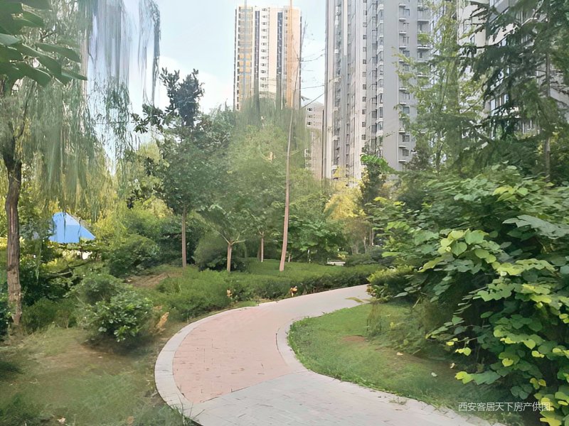 宏府鹍翔九天2室2厅1卫96㎡南100万