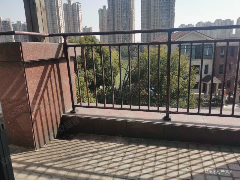 武夷绿洲沁荷苑(别墅)4室2厅3卫217㎡南北900万