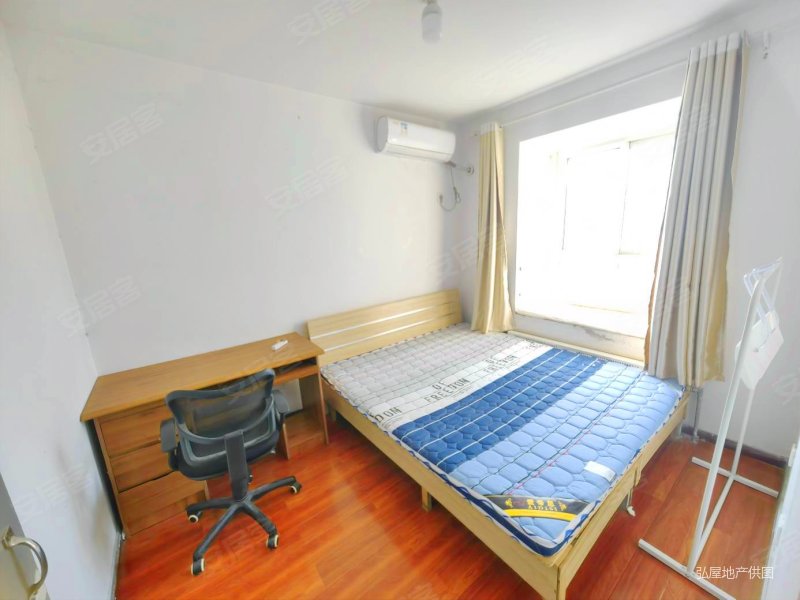 和信花园1室1厅都朝南户型好用随时看房大明湖万达趵突