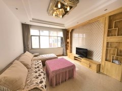 曲靖麒麟麒麟花园市中心 麒麟花园高快客运站旁龙泽园精装两室家具家电齐全出租房源真实图片