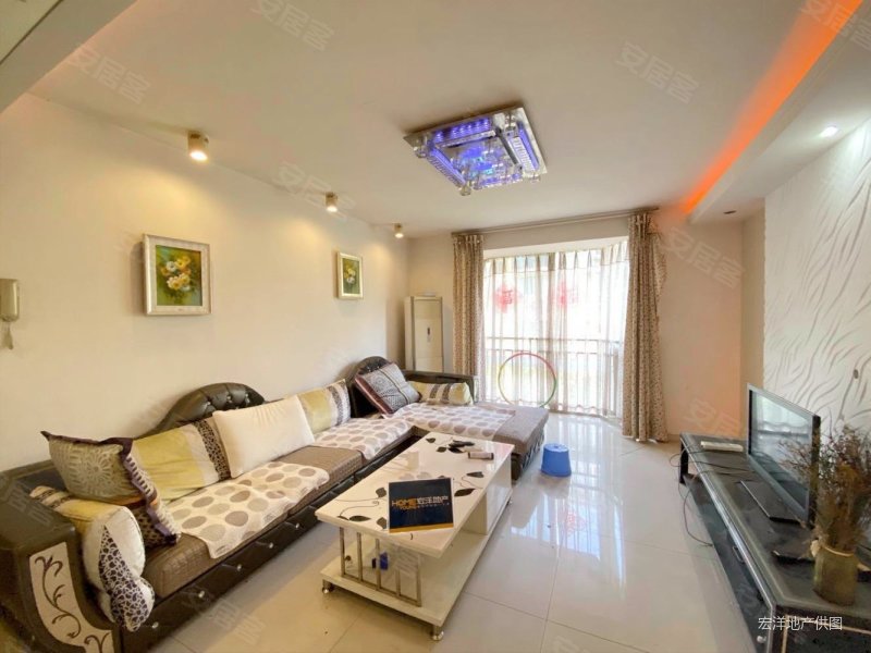 七一广场旁 石油大学地铁口 精装套二 拎包入住,天府香城二手房,65万