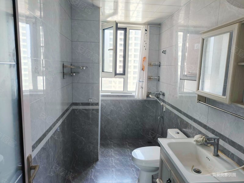 津铁泽苑 边户 小区中间位置  随时看房  业主急卖