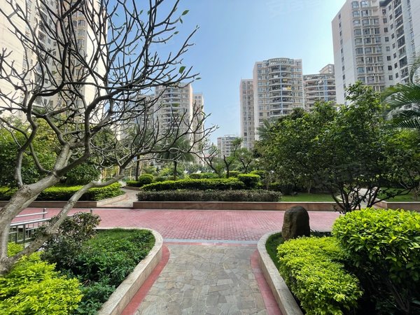 南宁青秀凤岭北保利凤翔花园青秀区 凤翔路 保利凤翔花园3房出租 拎包