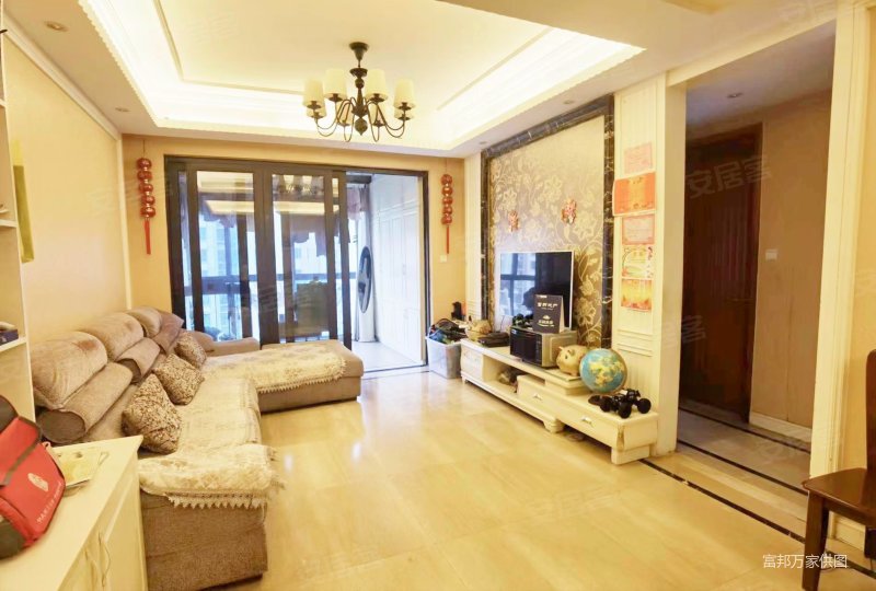 合景领峰 有电梯 产权清晰 商业配套成熟 南北通透 精装好房